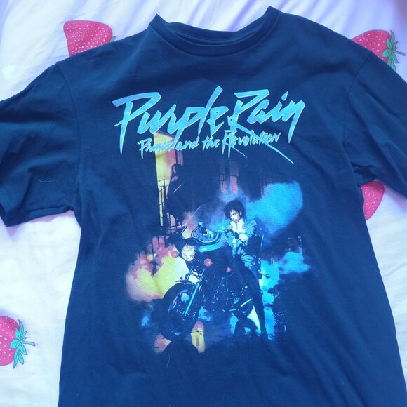 Hot Topic Tops - Prince - Purple Rain T-shirt